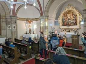 Krippenandacht mit Segnung der Kinder (Foto: Georg Smolarczyk)